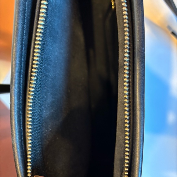 COACH Vintage Sutton 90’s Black Leather 9814 crossbody - Picture 7 of 7